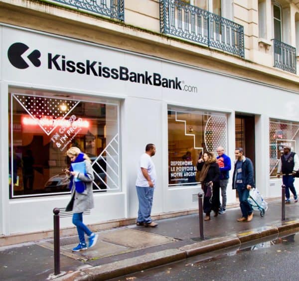 kisskissbankbank-storefront-paris