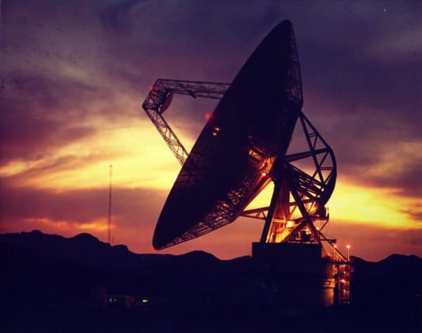 goldstone_deep-space-communications_antenna-2