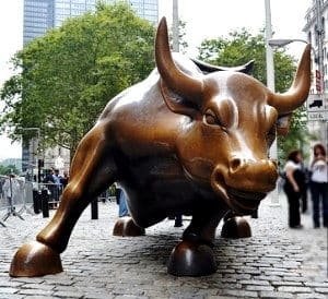 Wall Street Charging Bull (Wikipedia)