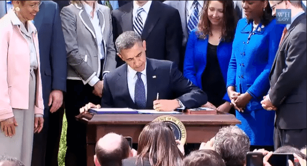 Barack Obama Signs the JOBS Act