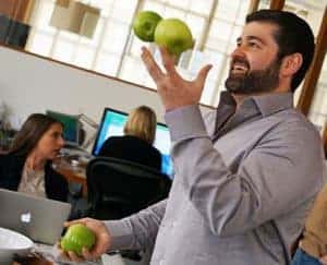 Slava Juggles Apples