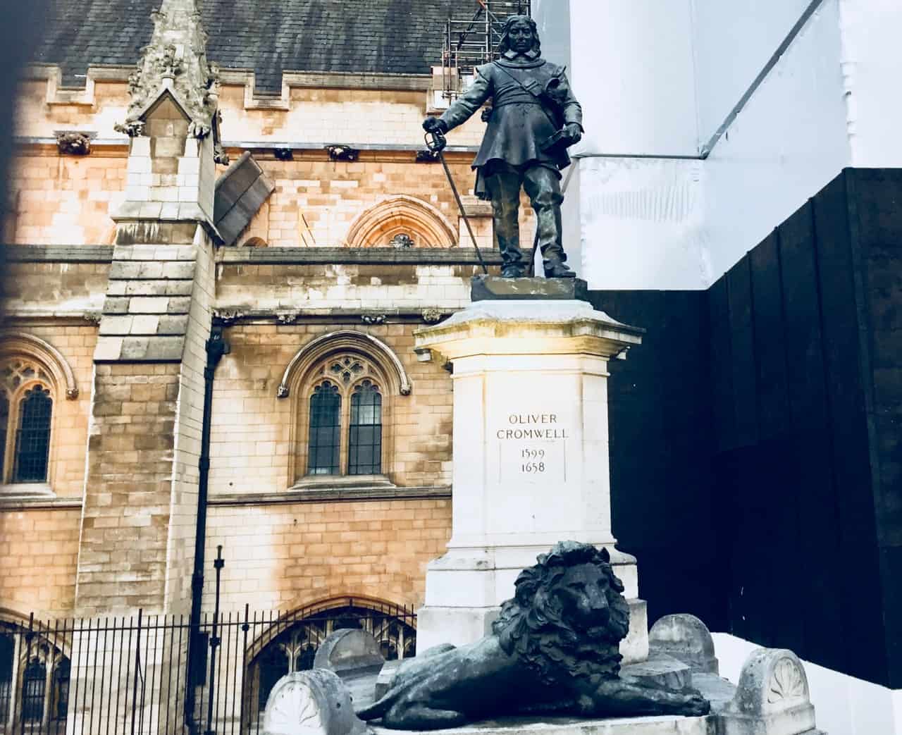 UK Financial Services Sector Poised for Increased Defense Investment, Report Claims