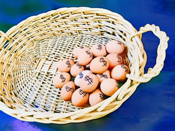 Eggs in Basket Risk Money